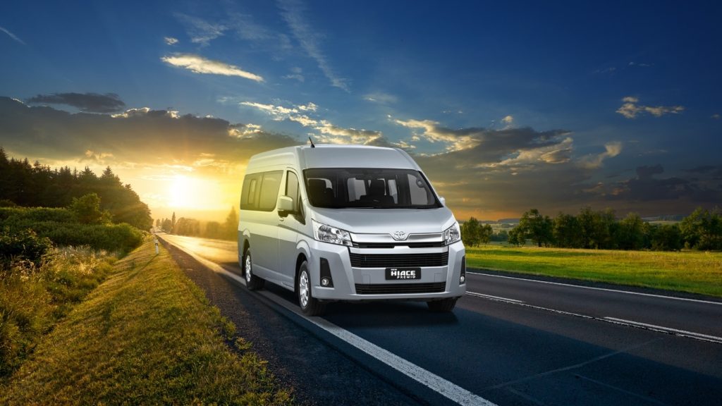 Layanan transport wisata Malang dengan driver dan mobil yang nyaman untuk perjalanan