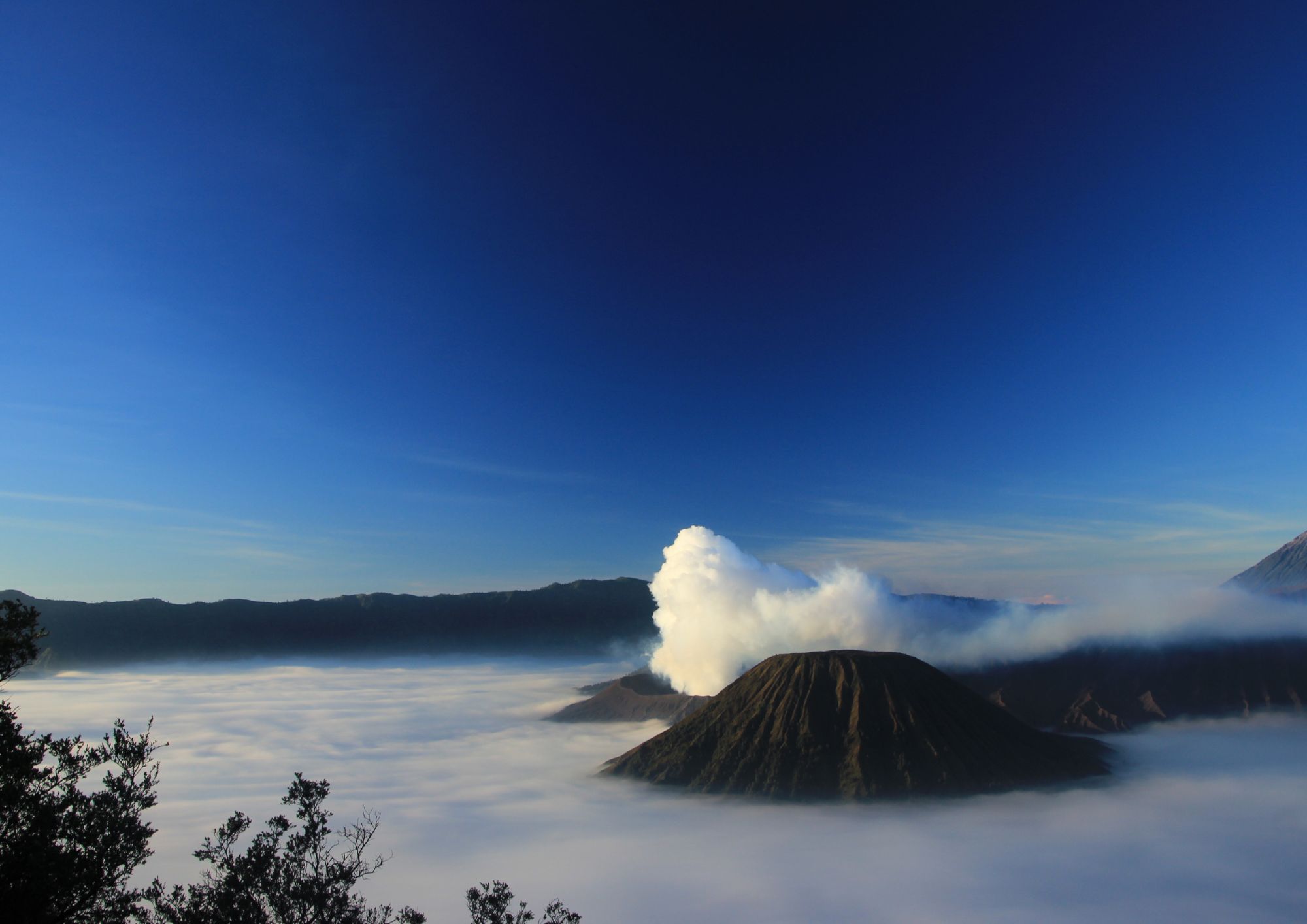 sunrise bromo plesar plesir