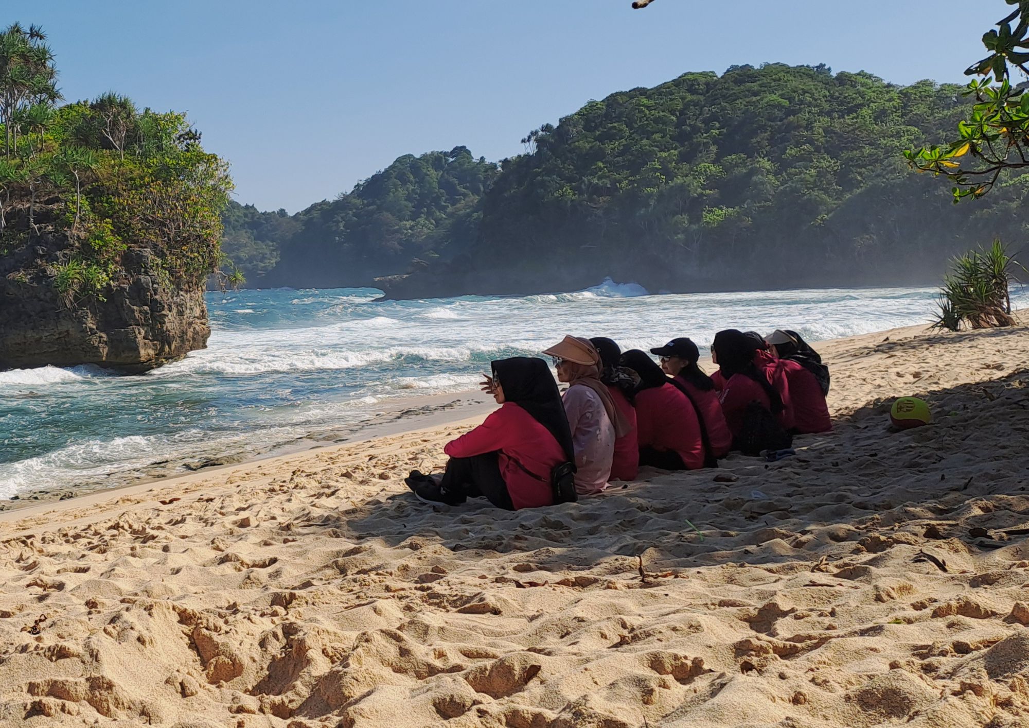 DC gathering pantai selok